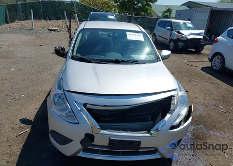 2016 Nissan Versa 1.6 S/1.6 S+/1.6 Sl/1.6 Sv z USA, uszkodzony, nr VIN 3N1CN7AP4GL897035